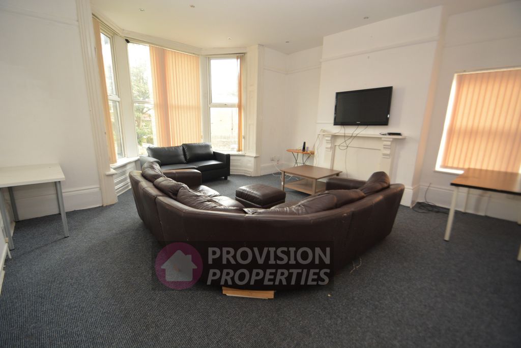 Property photo 1 of 10 Photo