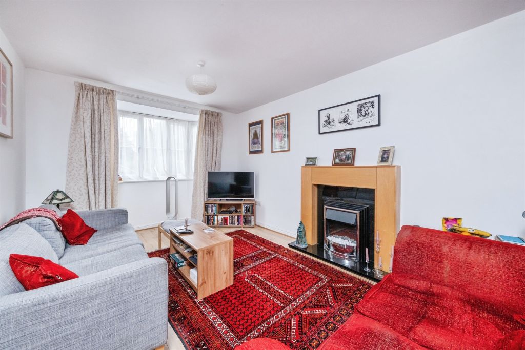 Property photo 3 of 13