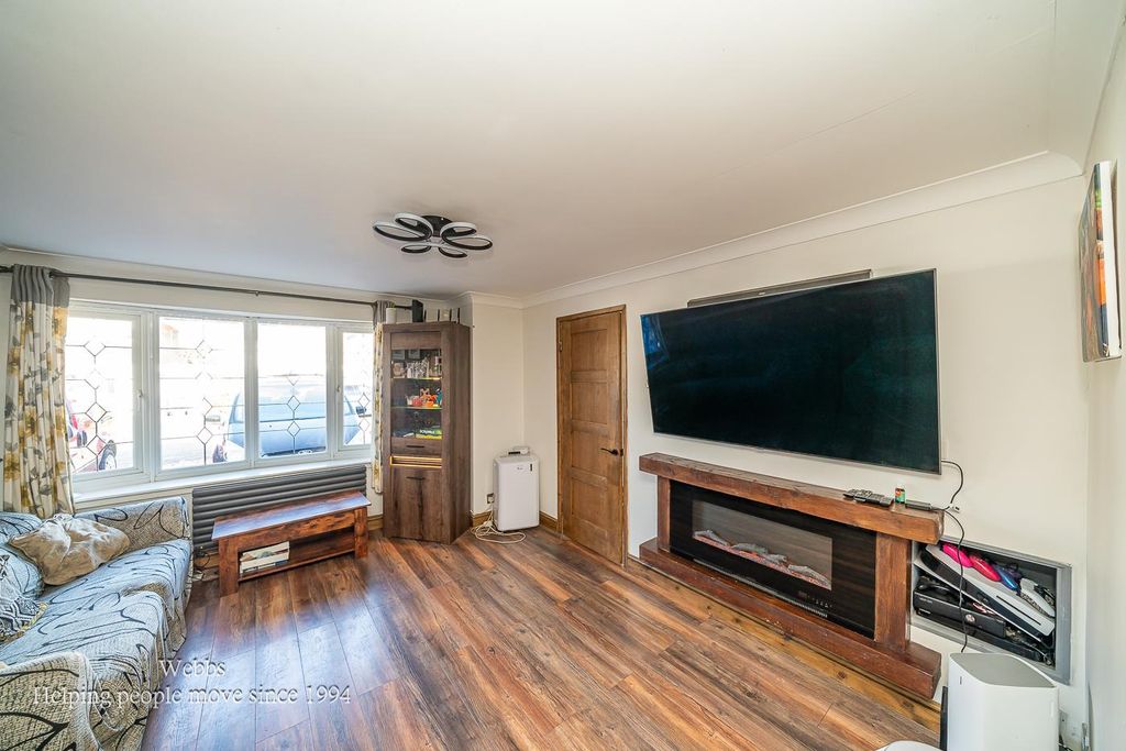 Property photo 2 of 27 Dsc02875.Jpg