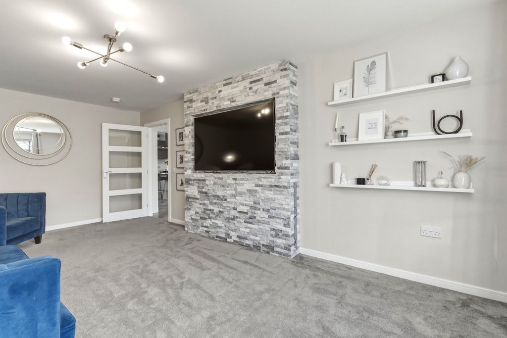 Additional image 5 of 5 bed detached house for saleWest Kip Walk, Livingston, West Lothian EH54
