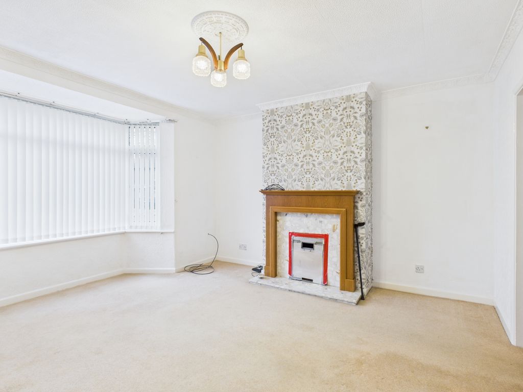 Property photo 2 of 21 Cam03729G0-Pr0229-Still007