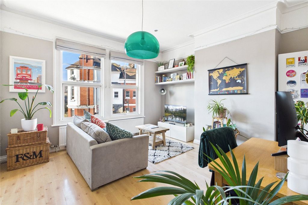 Property photo 1 of 8 Picture No. 03