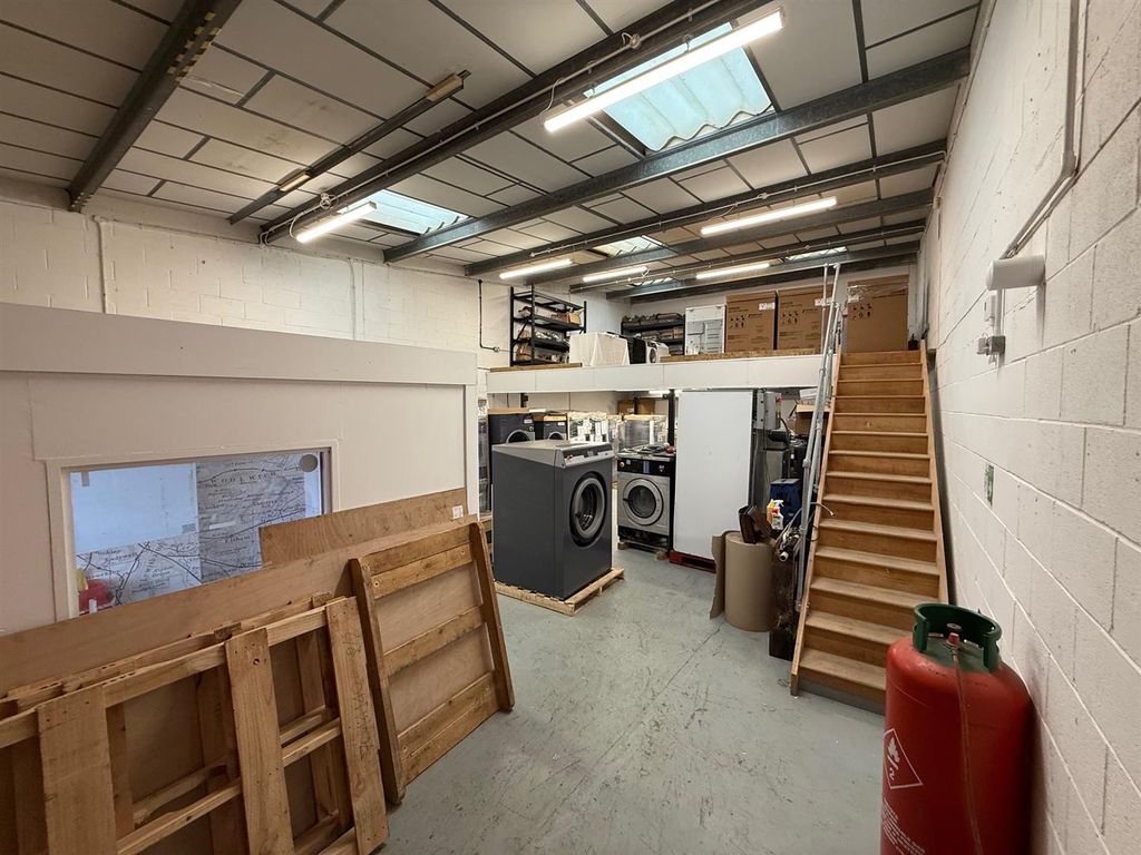 Property photo 3 of 14 3.Jpg