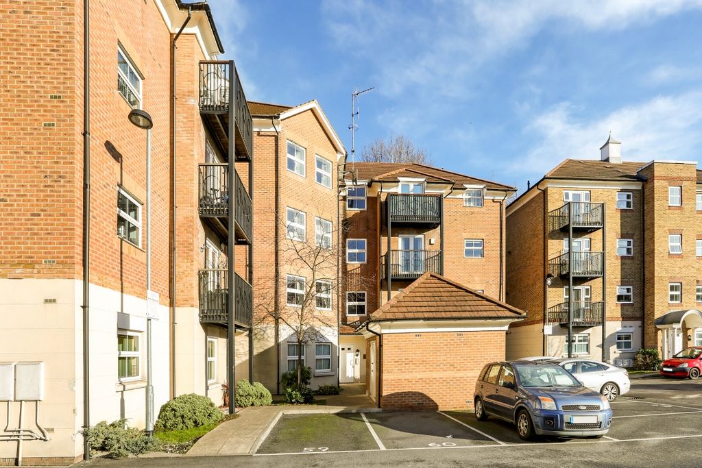 Property photo 3 of 10 73 Gilson Place, ...