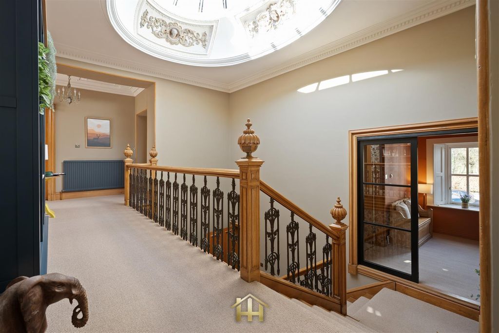 Property photo 1 of 71 71Parkrd-0042.Jpg