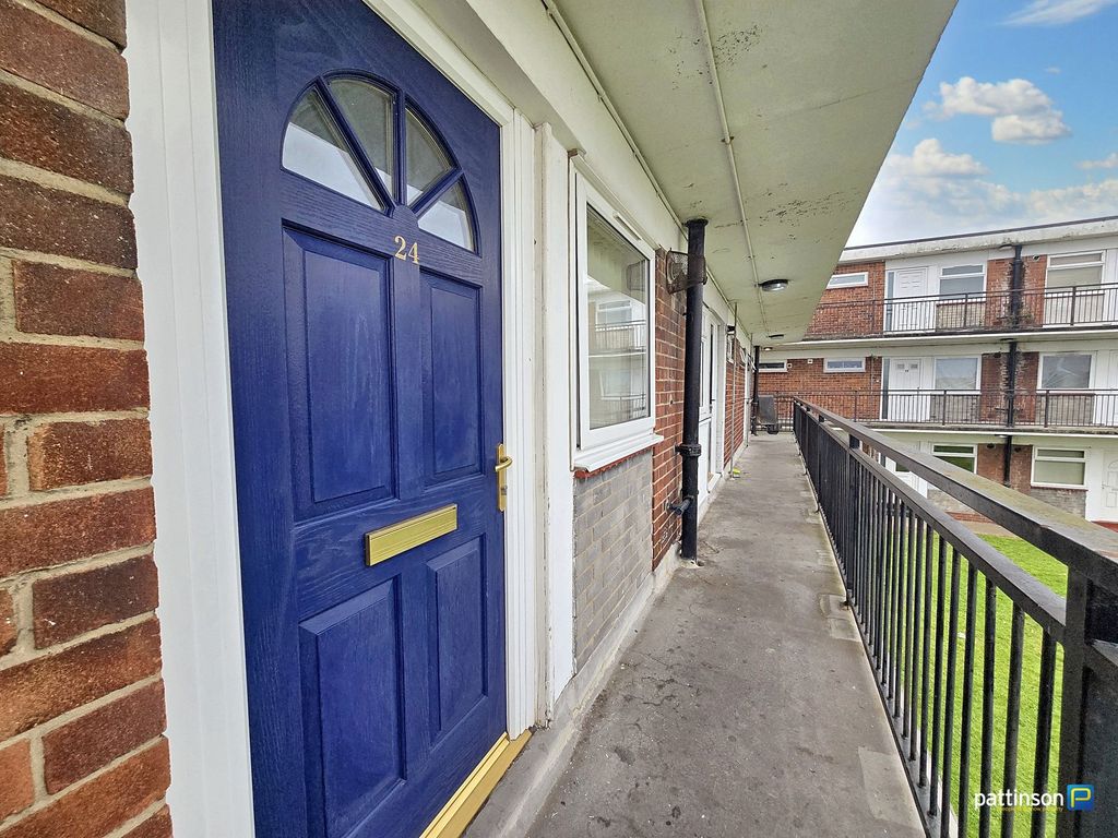 Property photo 1 of 6