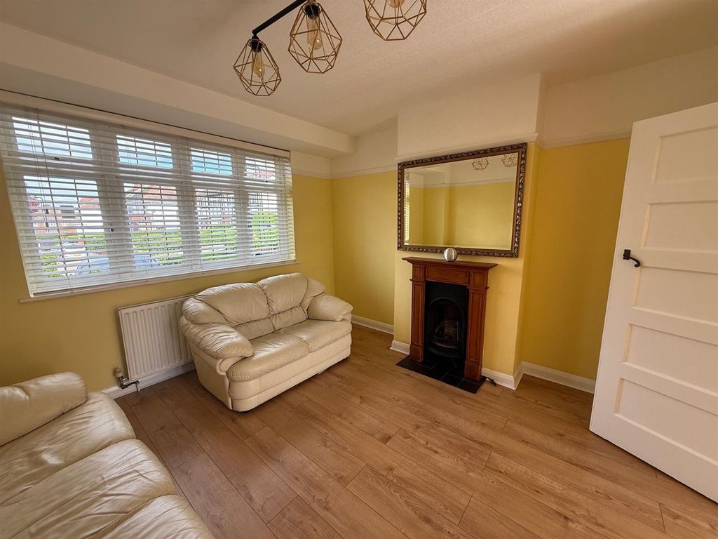 Property photo 2 of 8 2.Jpg