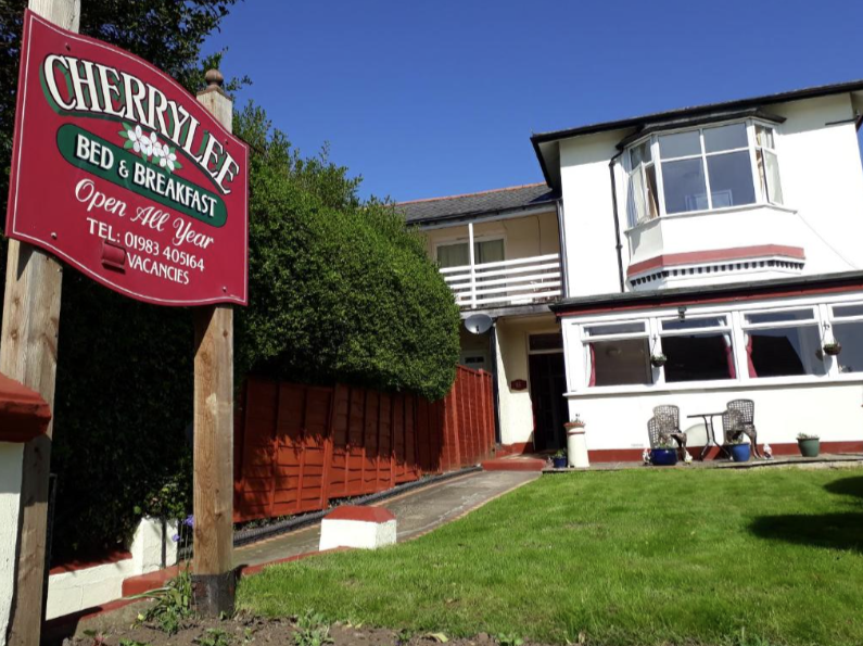 Property photo 1 of 5