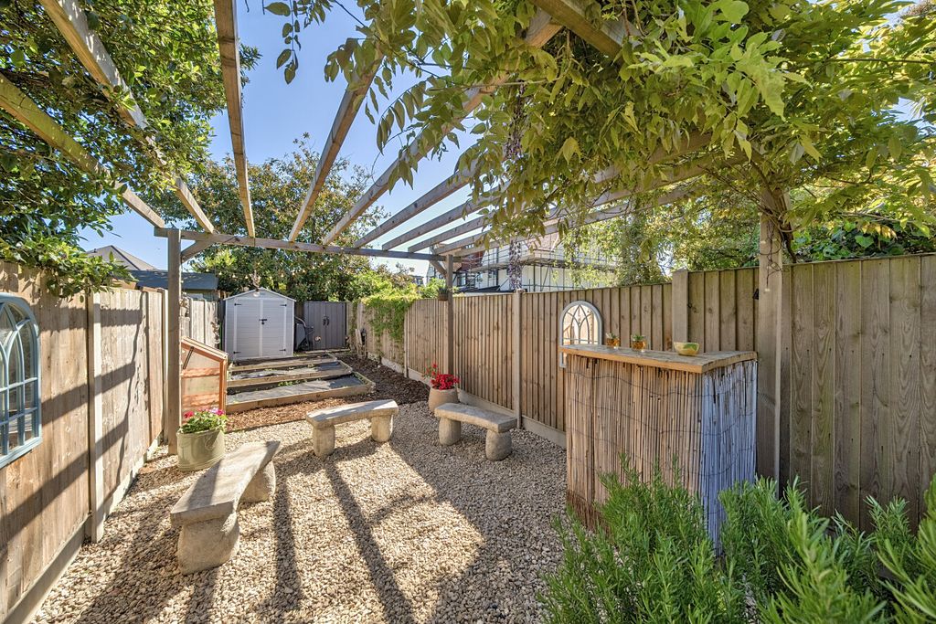 Property photo 2 of 10 1450081-3-69F330c...