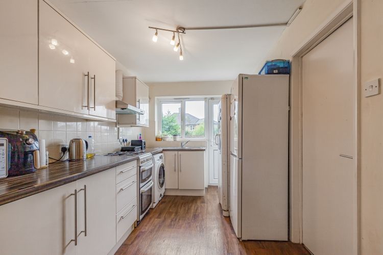 Property photo 3 of 17 307424