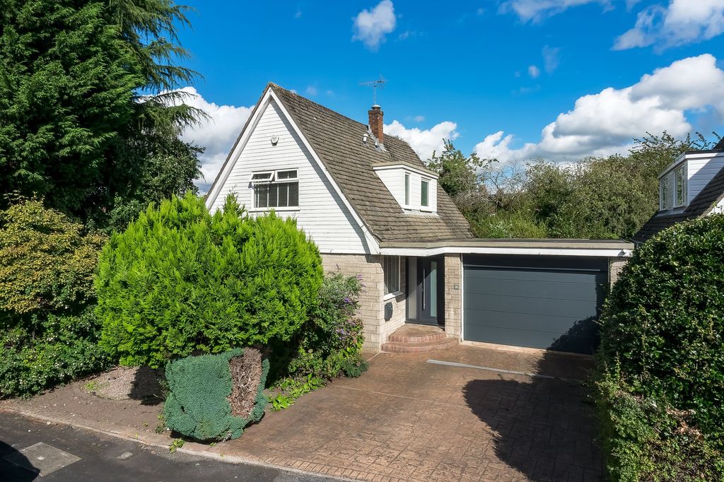 Property photo 1 of 11