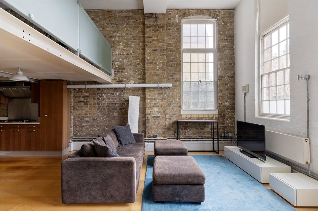 Property photo 2 of 12 Picture No. 07