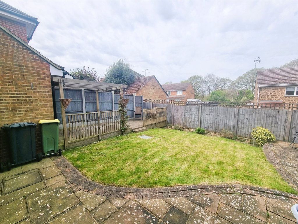 Property photo 2 of 16 Picture No. 20