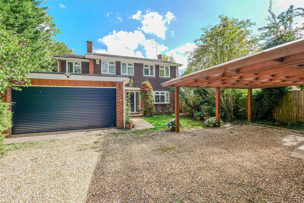 Property photo 1 of 23 Approach
