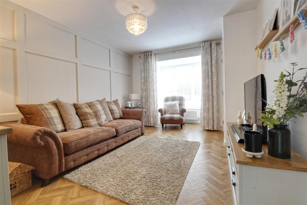 Property photo 3 of 10 Gallery