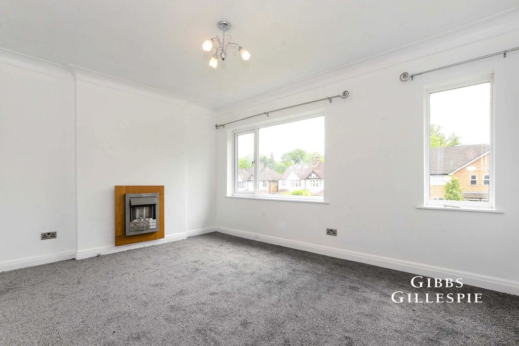 Property photo 3 of 16 Pbox-Img.Jpg