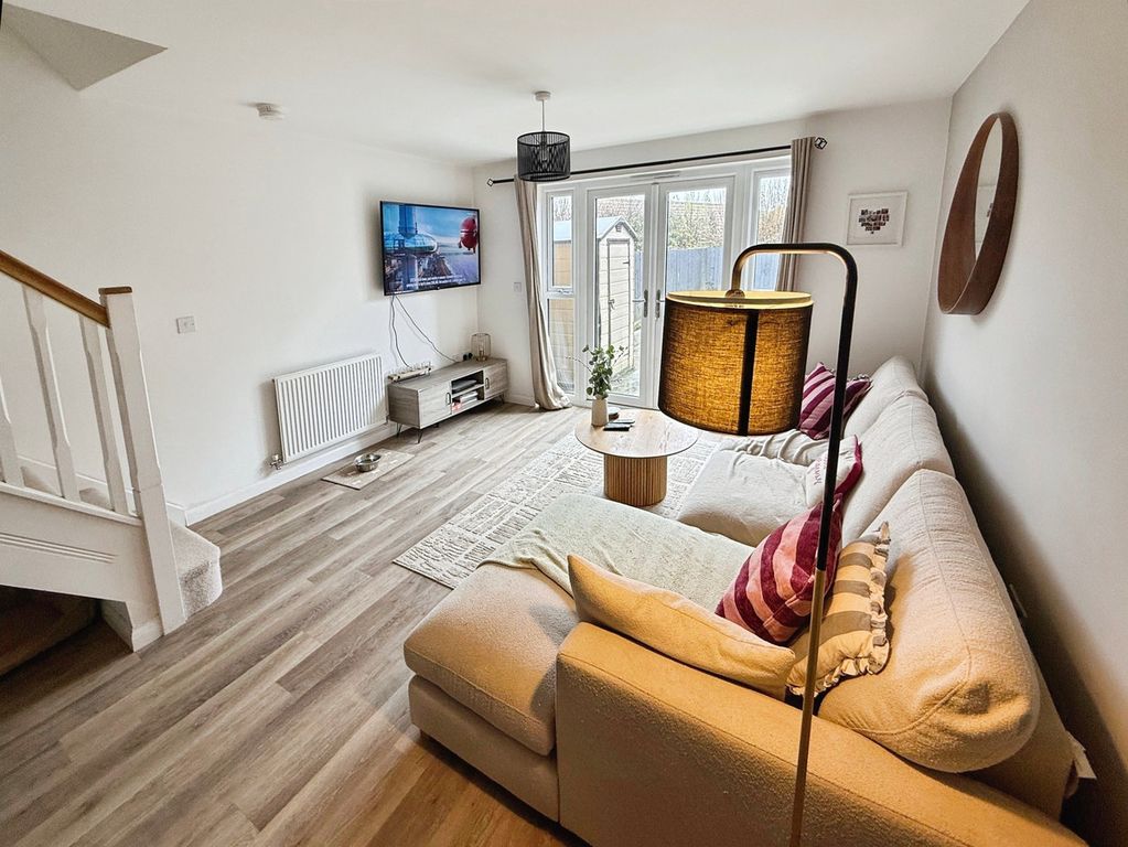 Property photo 2 of 13