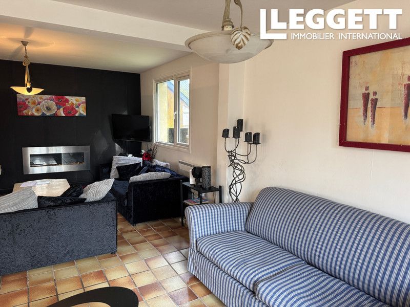 Property photo 3 of 10