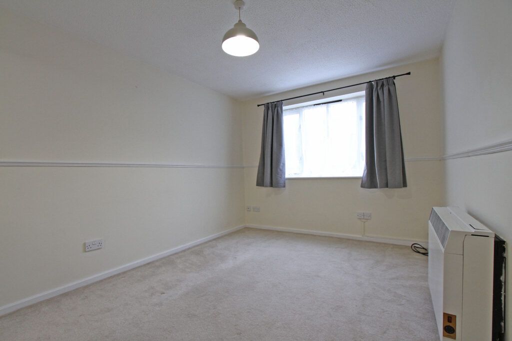 Property photo 3 of 7