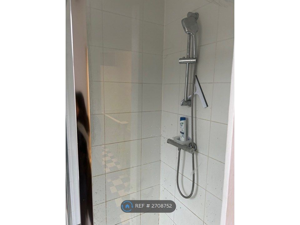 Property photo 3 of 3