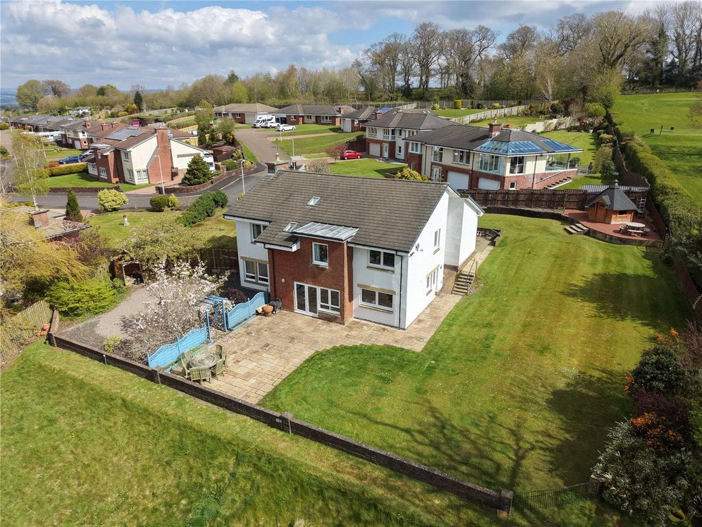 Property photo 3 of 47 Picture No. 71