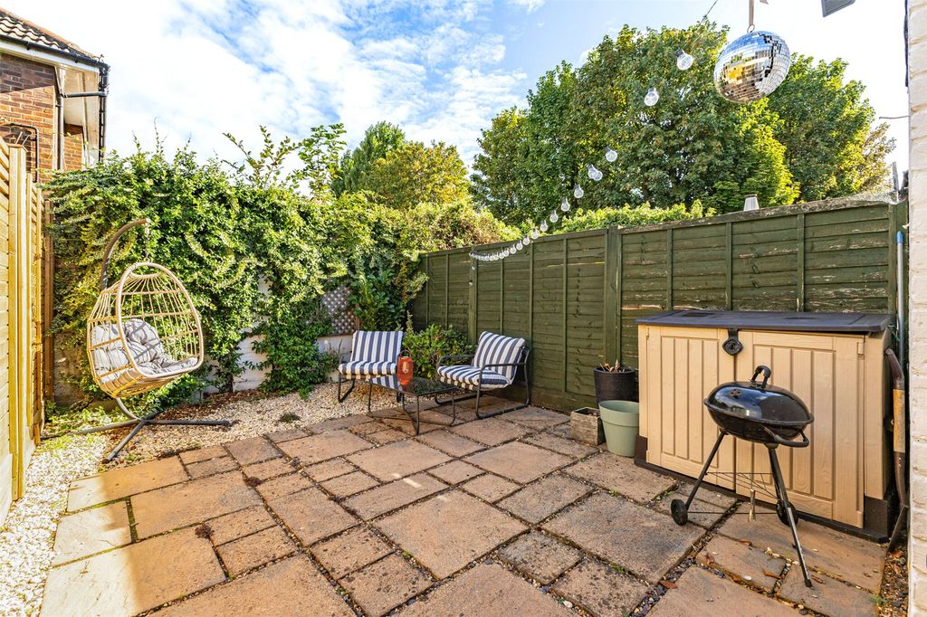 Property photo 3 of 25 Picture No. 28
