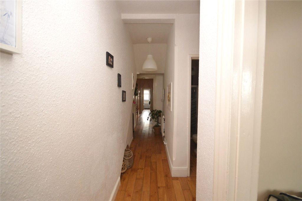 Property photo 3 of 13 Picture No. 09