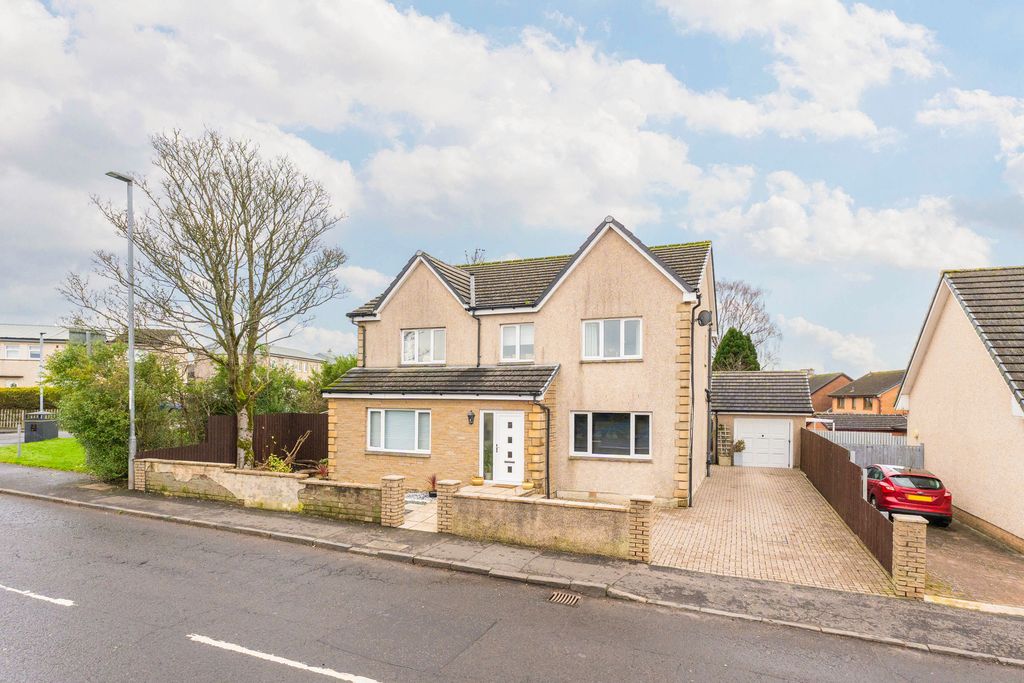 Property photo 1 of 20 4 Baton Road 02