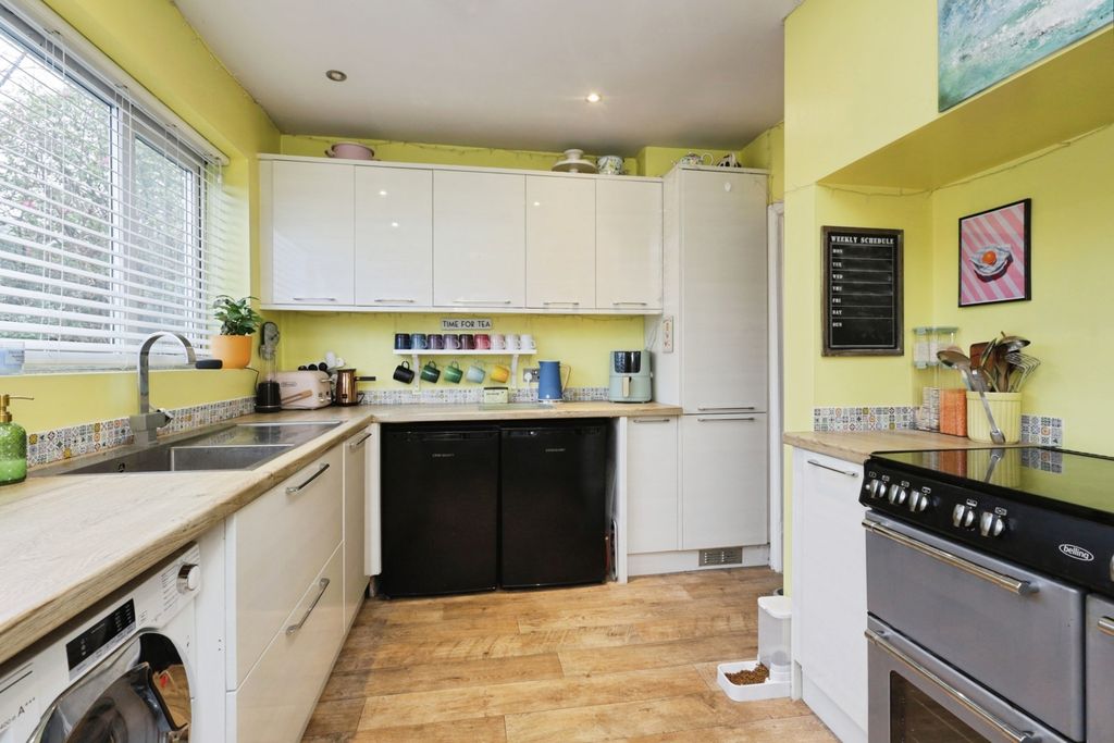 Property photo 3 of 23 Pbox-Img.Jpg