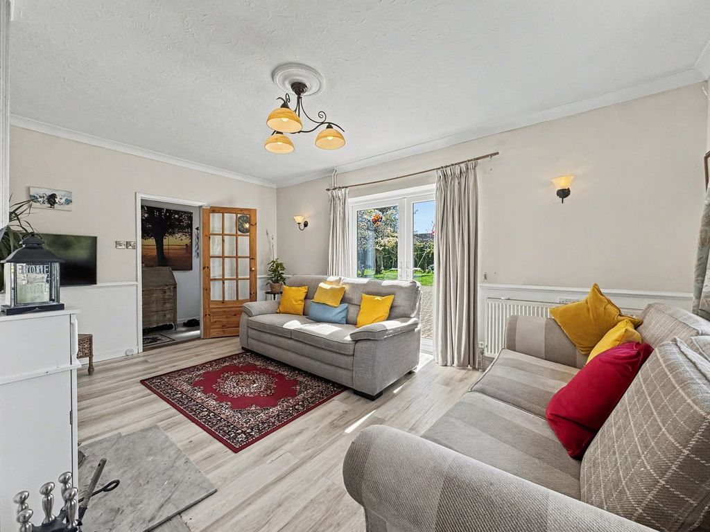 Property photo 3 of 25