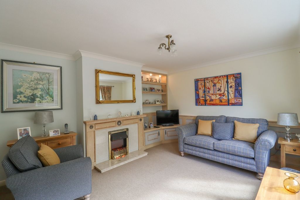 Property photo 2 of 24 5080871