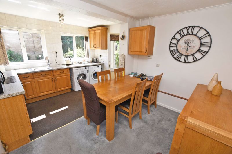 Property photo 3 of 15 Photo 8