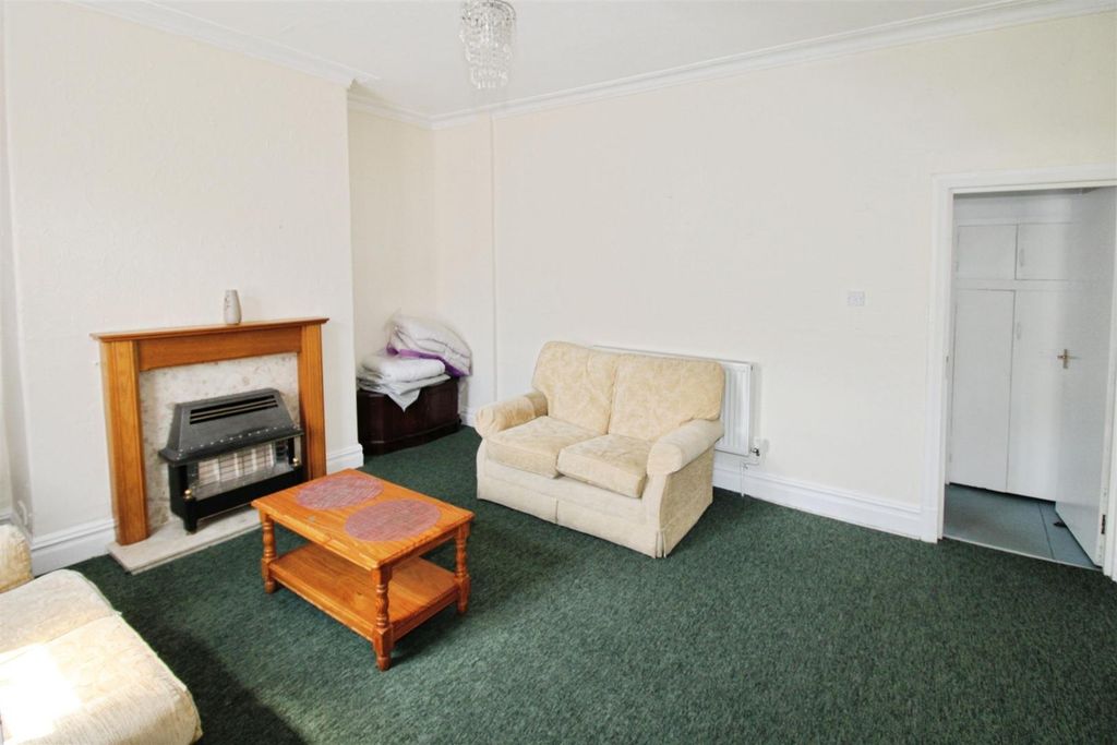 Property photo 3 of 15 Living Room
