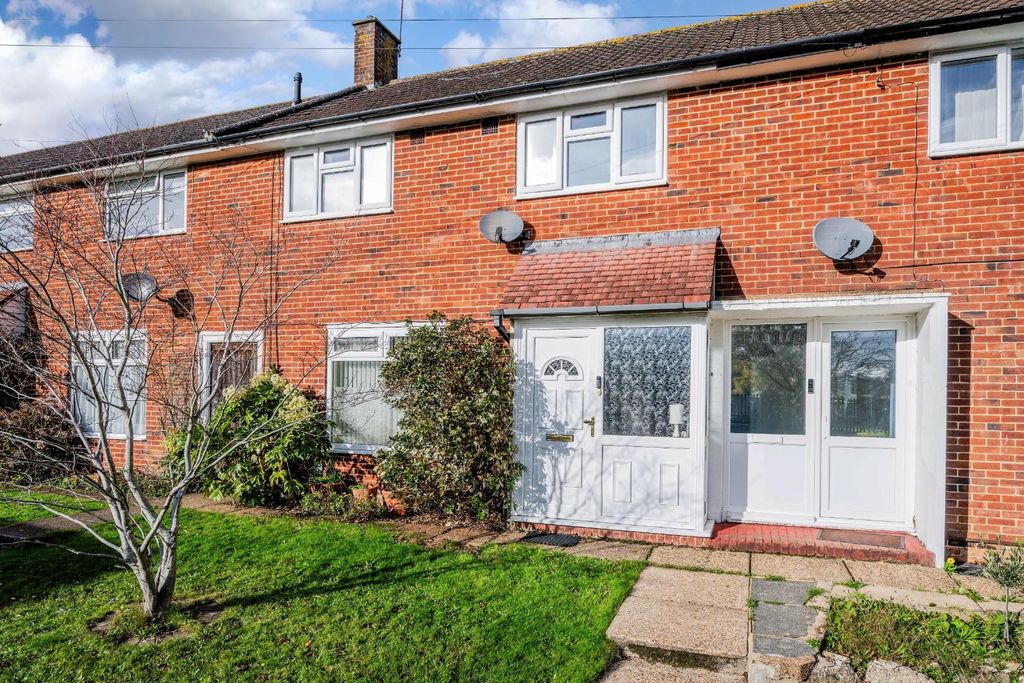 Property photo 1 of 14 Morden Close (4).Jpg