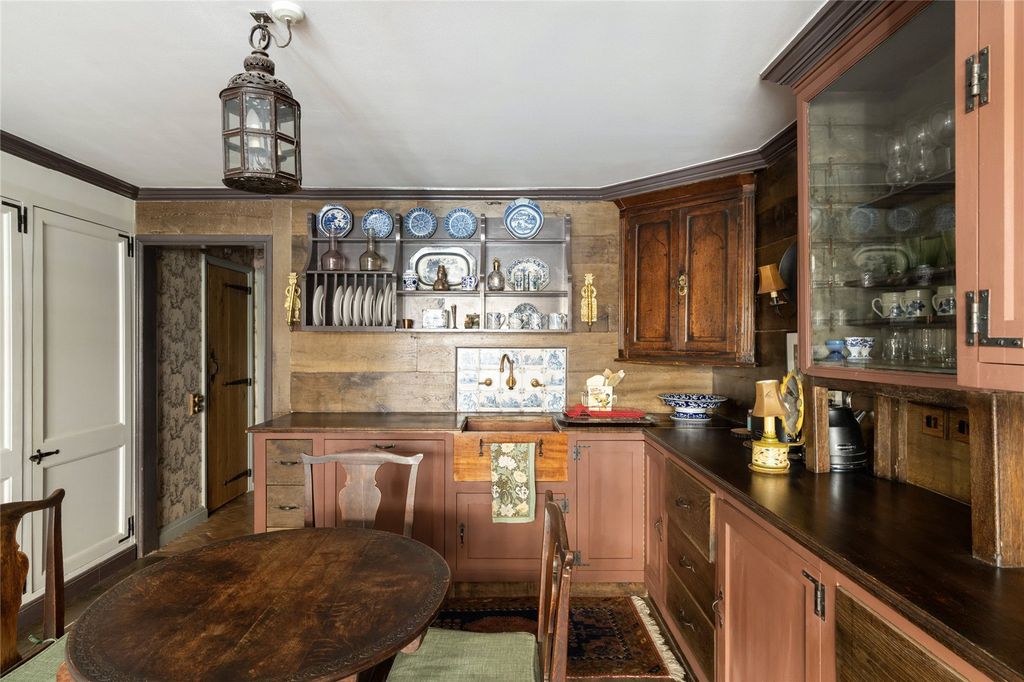 Property photo 3 of 41 Picture No. 02