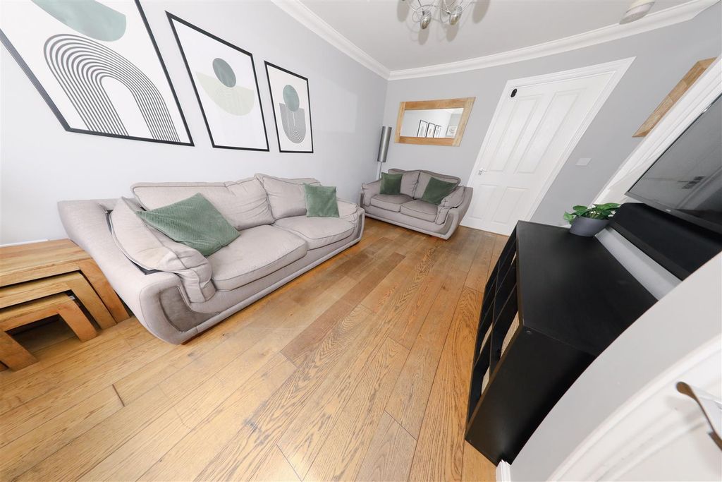 Property photo 3 of 29 C