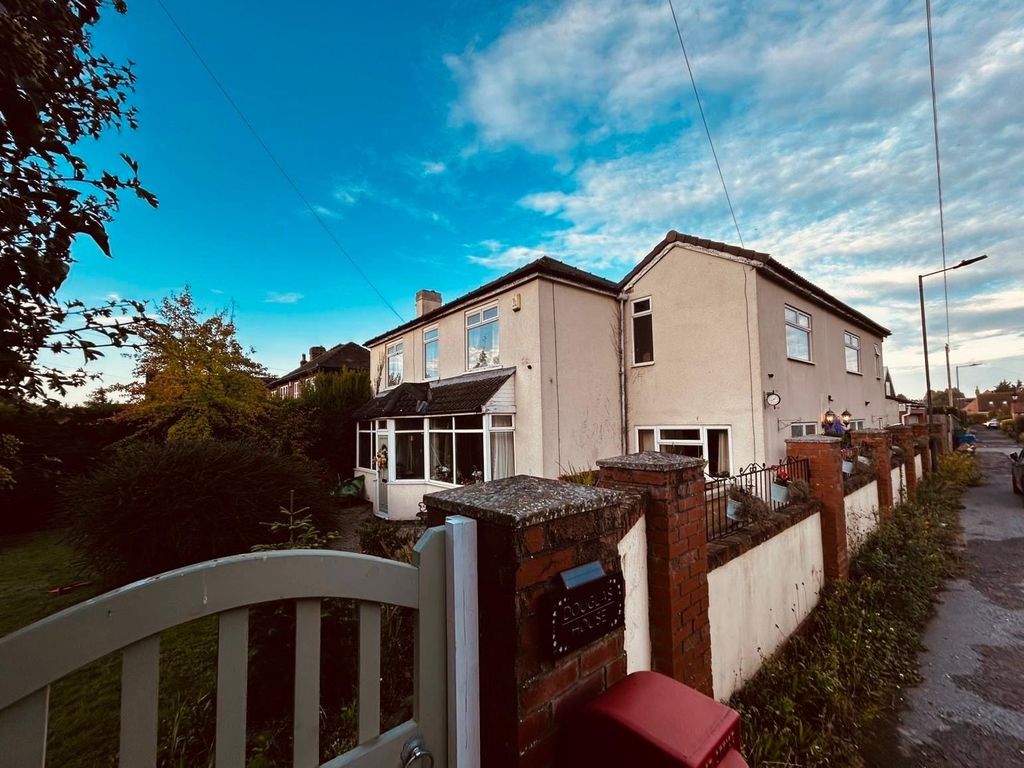 Property photo 2 of 22