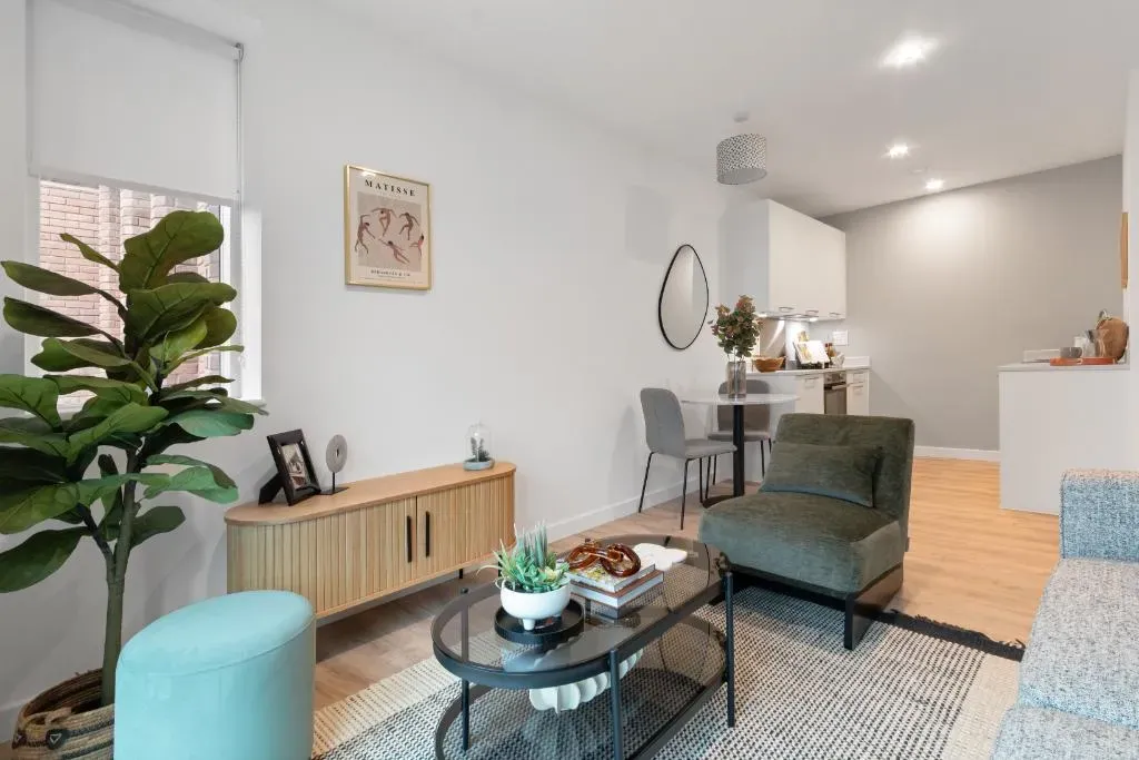 Property photo 2 of 10