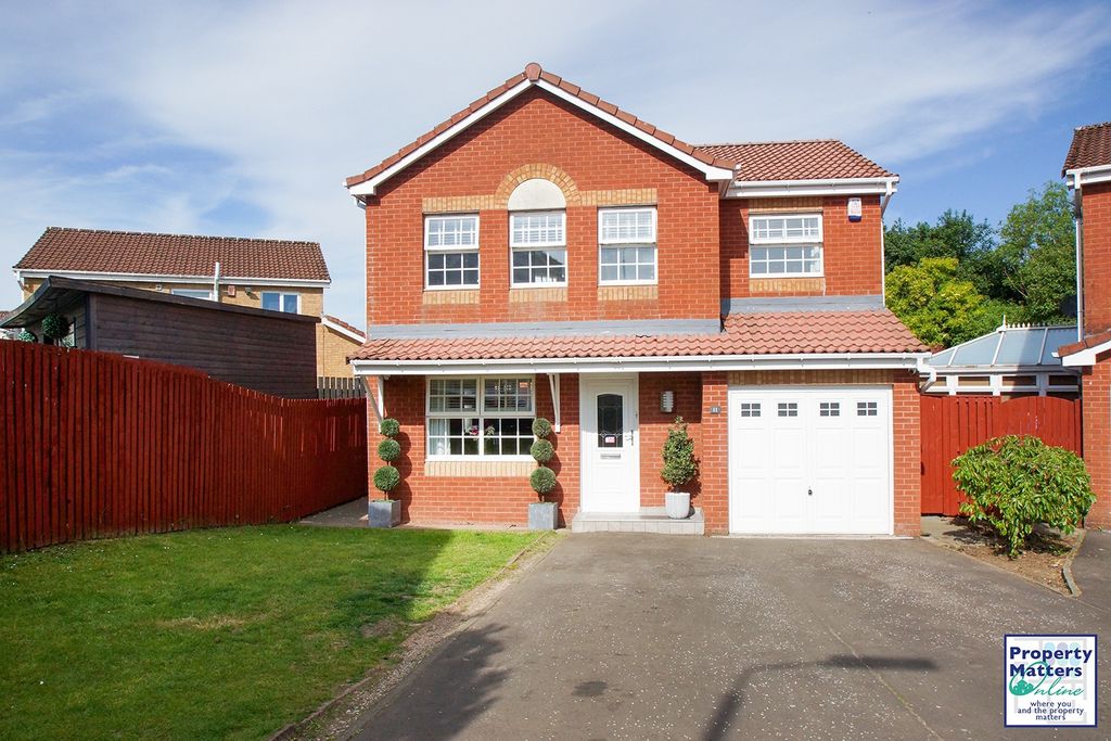 Property photo 1 of 16 4 Bedroom Detached Villa