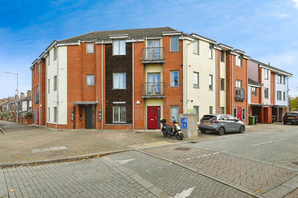 Property photo 1 of 14