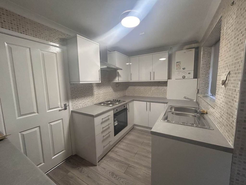 Property photo 3 of 7 Thumbnail_Img_3466