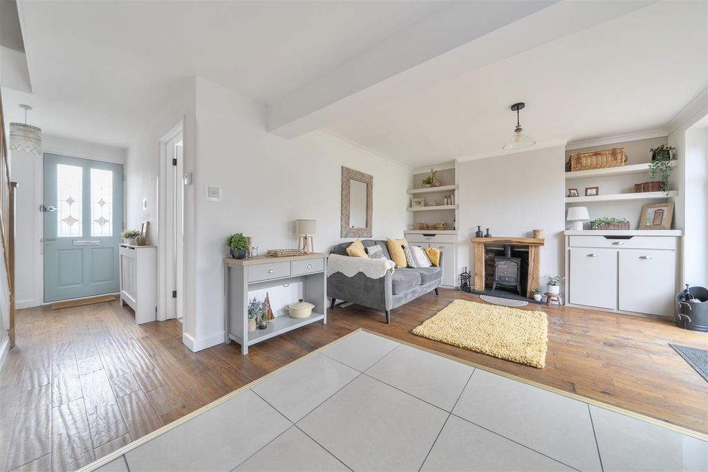 Property photo 2 of 20 1420035-17-699c571E6d8B1.Jpg