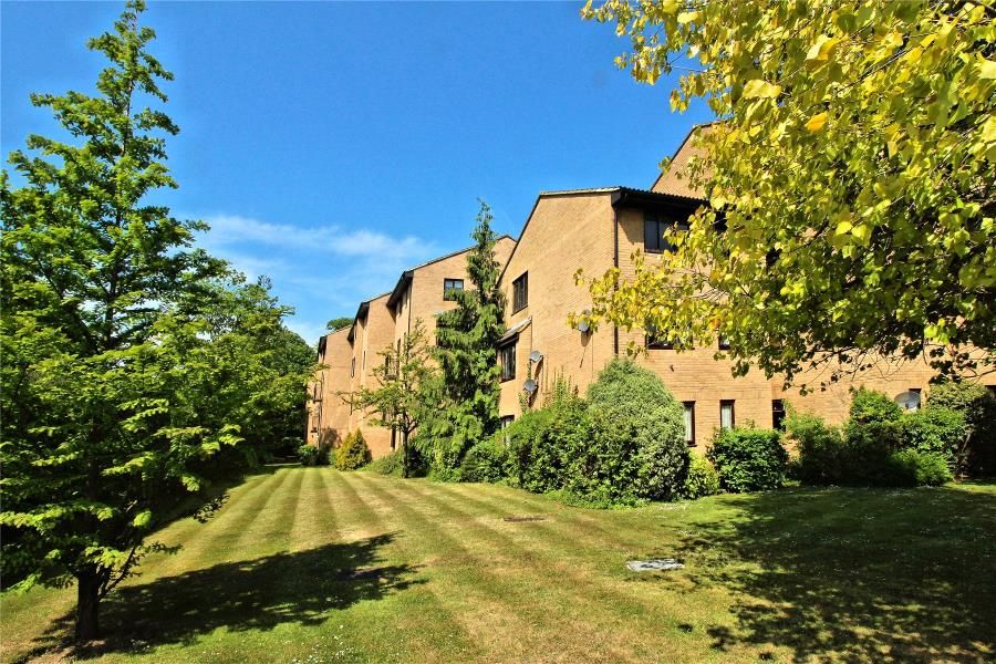 Property photo 1 of 3