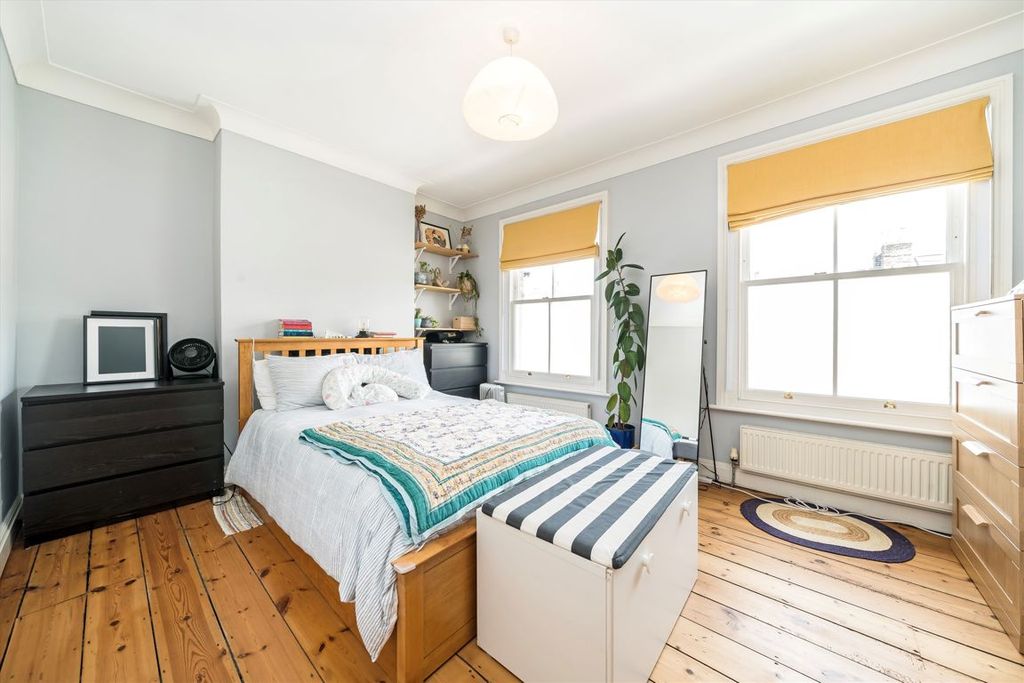 Property photo 3 of 13