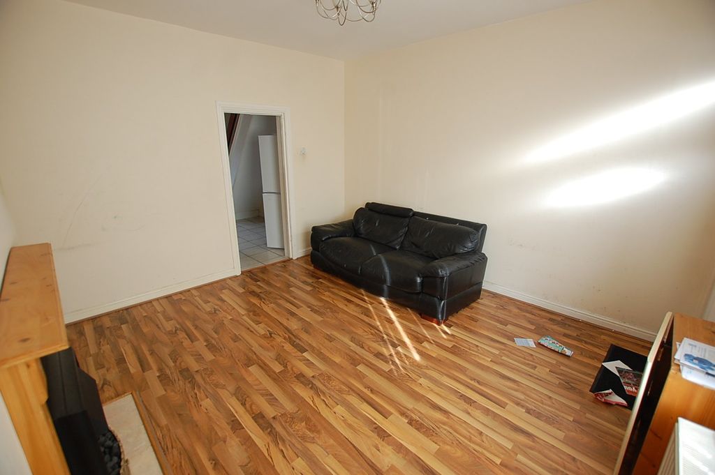 Property photo 3 of 10 Picture No. 07