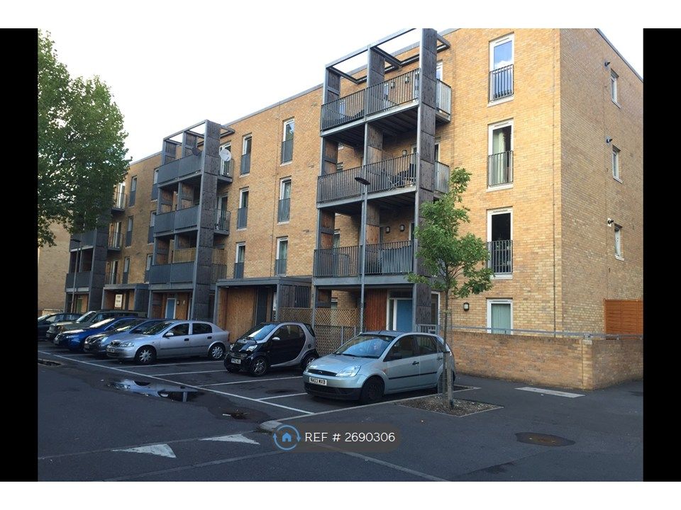 Property photo 1 of 8