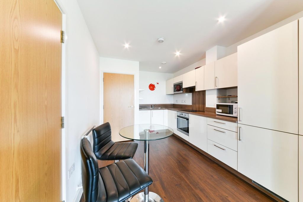 Property photo 2 of 12