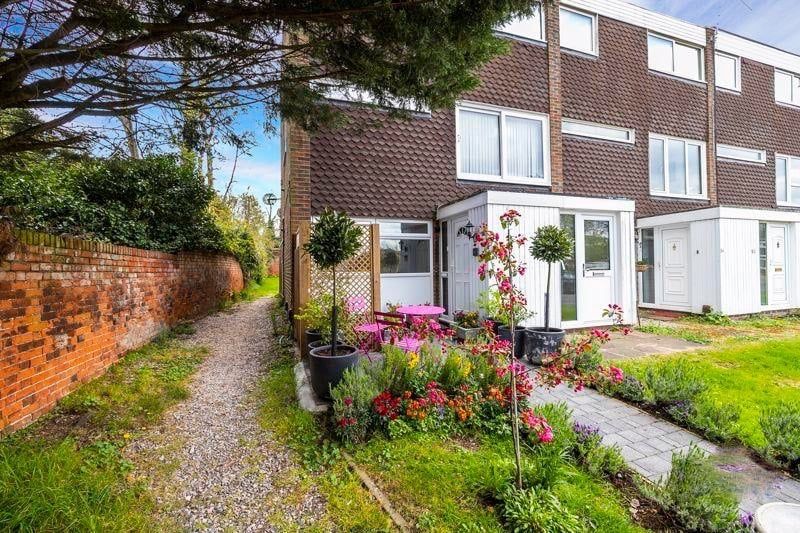 Property photo 1 of 10