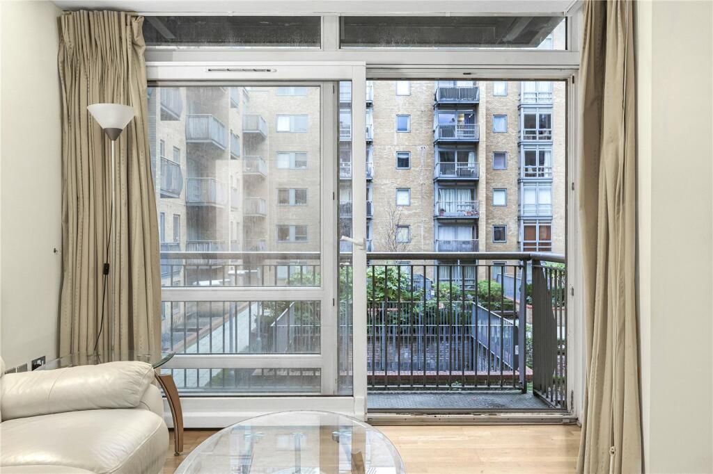 Property photo 3 of 18 Photo 23