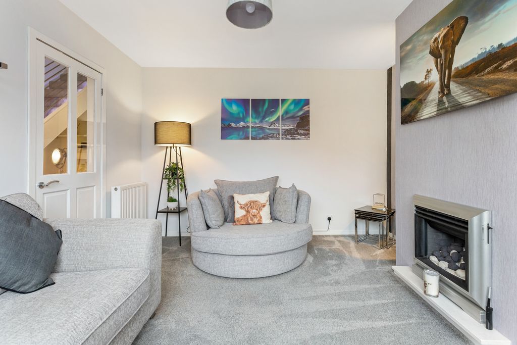 Property photo 3 of 15 Property Image 3